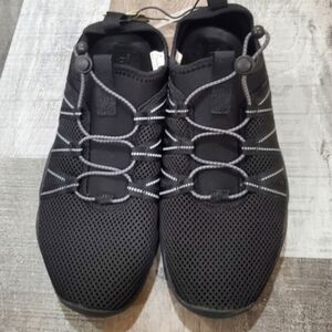 All in motion black water shoes New